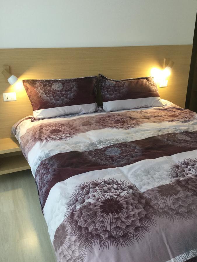 Dreams Otopeni Apartment Bagian luar foto
